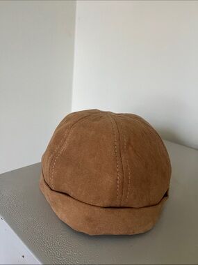 Crown Men's Suede Cap in Tan Brown
